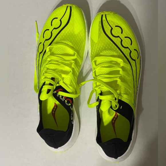 Saucony Sinister - Men’s 7 - Citron/Black - 0 miles - Picture 4 of 8